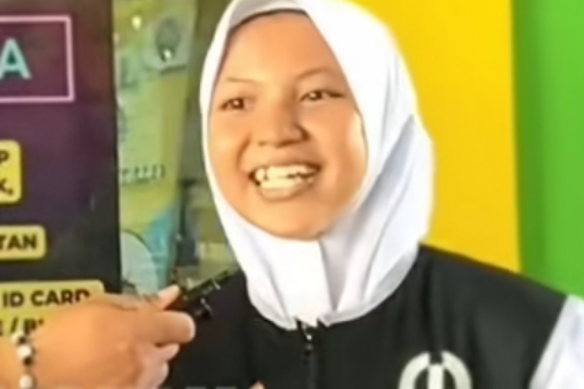 Pasya Pratiwi Toiti Siswi MAN 1 Gorontalo Tulis Pesan buat Almarhum Ayah dan Ibu Kini Terjerat Kasus Video Asusila dengan Drs. David Hakim Guru Bahasa Indonesia