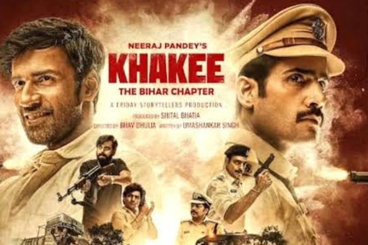 Sinopsis Khakee (2004) Hari ini 20 September 2024 Dibintangi Akshay Kumar dan Ajay Devgan: Aksi Polisi India Menghadapi Teroris Chandangadh dan Link Streaming