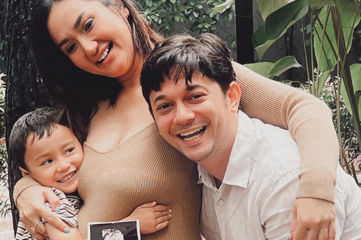 Andrew Andika Dituding Sang Istri Tengku Dewi Putri Berselingkuh dengan Banyak Wanita, Ternyata Sempat Berfoto Mesra dan Hot dengan Nikita Mirzani