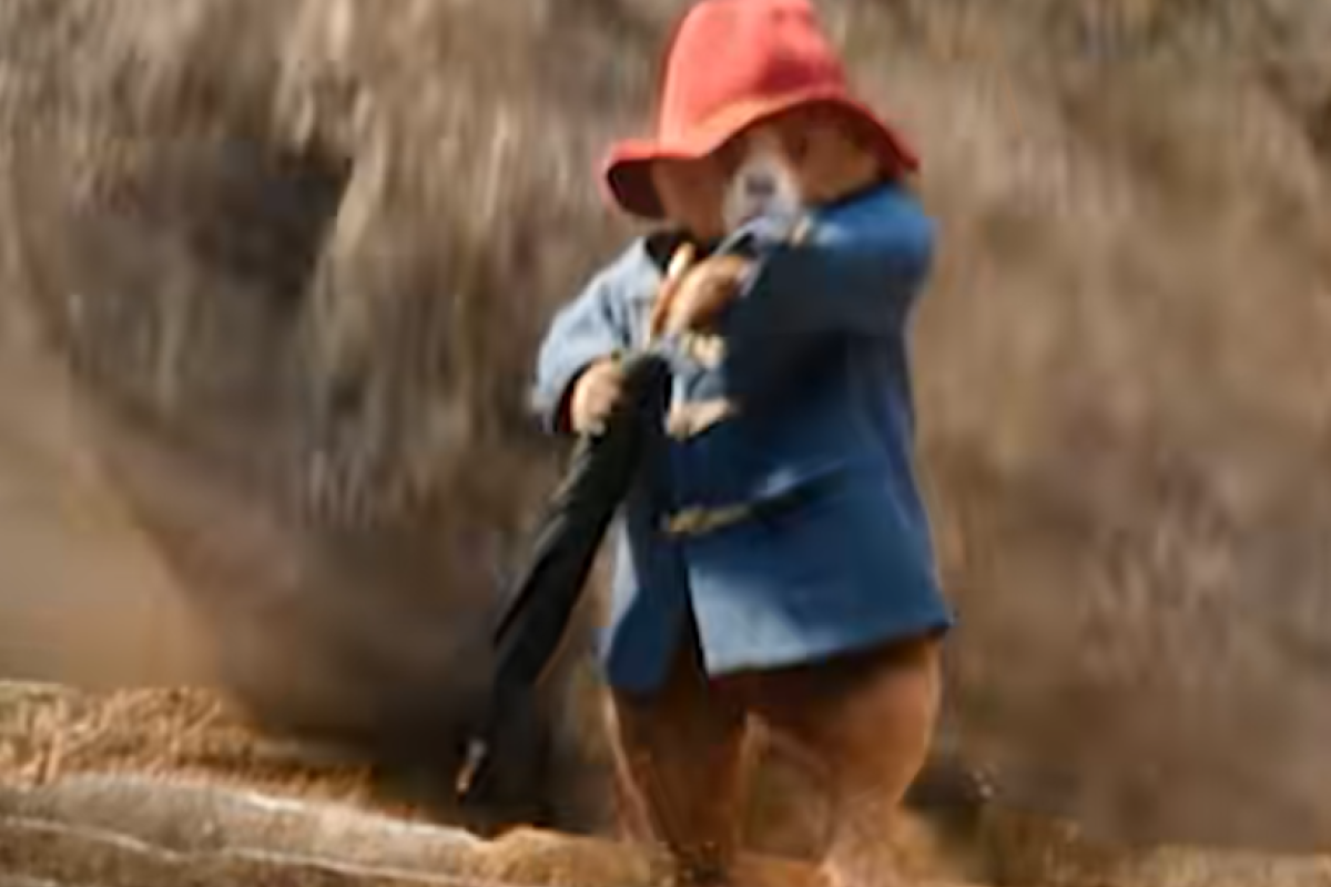 Penjelasan Ending dan Post-Credit Scene Film Paddington in Peru. Petualangan Beruang Paddington di Hutan yang ada di Peru!