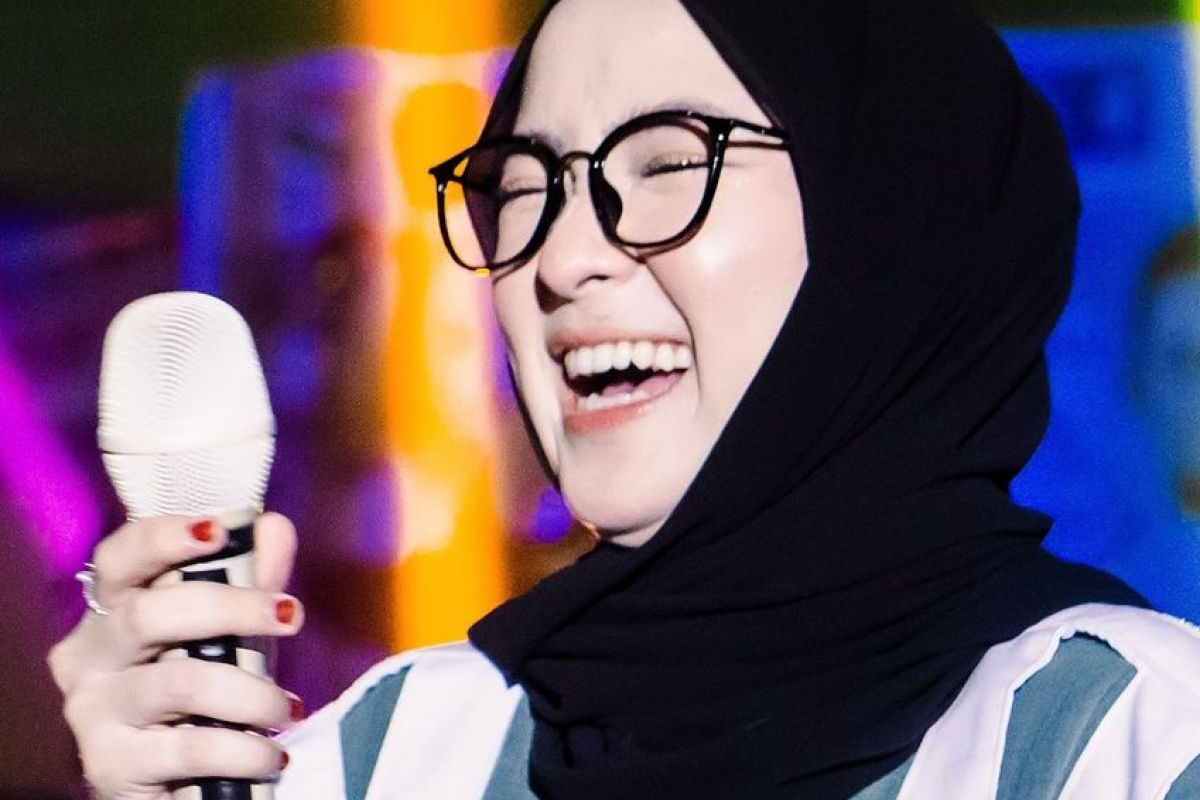 Profil Biodata Nissa Sabyan yang Diam-Diam Sudah Menikah dengan Ayus Mantan Suami Ririe Fairus lengkap dari Umur, Agama dan Akun Instagram