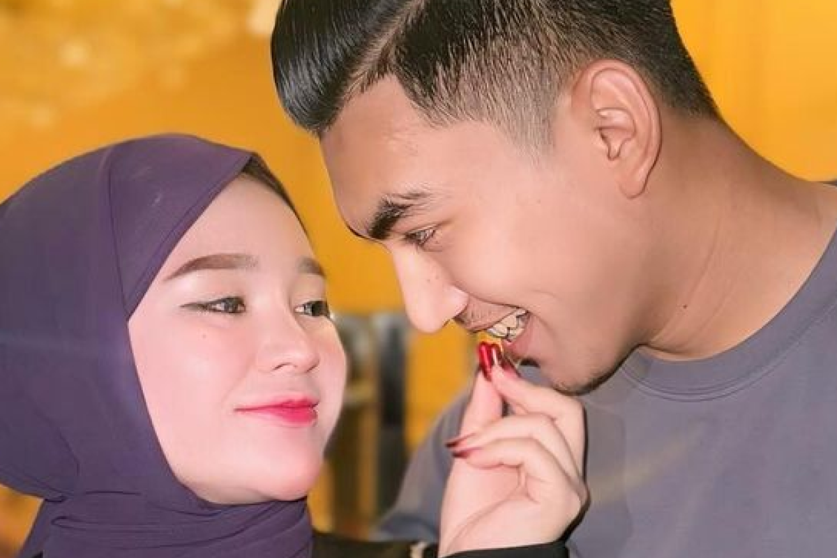 Berapa Selisi Umur Herlin Kenza dengan Sang Suami Deriel Realdy? Intip Biodata Selebgram Sekaligus Adik Shella Saukia yang Kini Bersiteru dengan Nikita Mirzani