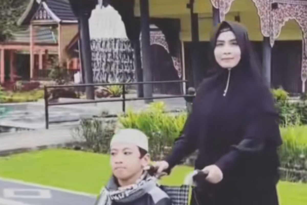 Berapa Umur Dahlia Andayani? Inilah Biodata Ibunda Naja Hafiz Indonesia yang Meninggal Dunia, Lengkap Beserta Pasangan, Akun IG dan Bekerjaan