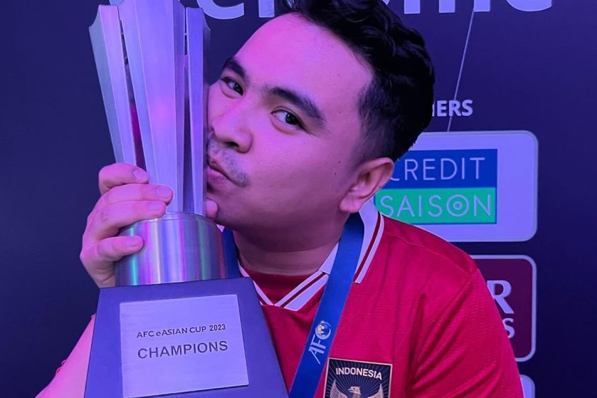 Profil Agama Akbar Paudie Atlet yang Berhasil Menghantarkan Indonesia jadi Juara Dunia FIFAe World Cup 2024, Lengkap: Umur, Pekerjaan, Pasangan Hingga Akun Instagram