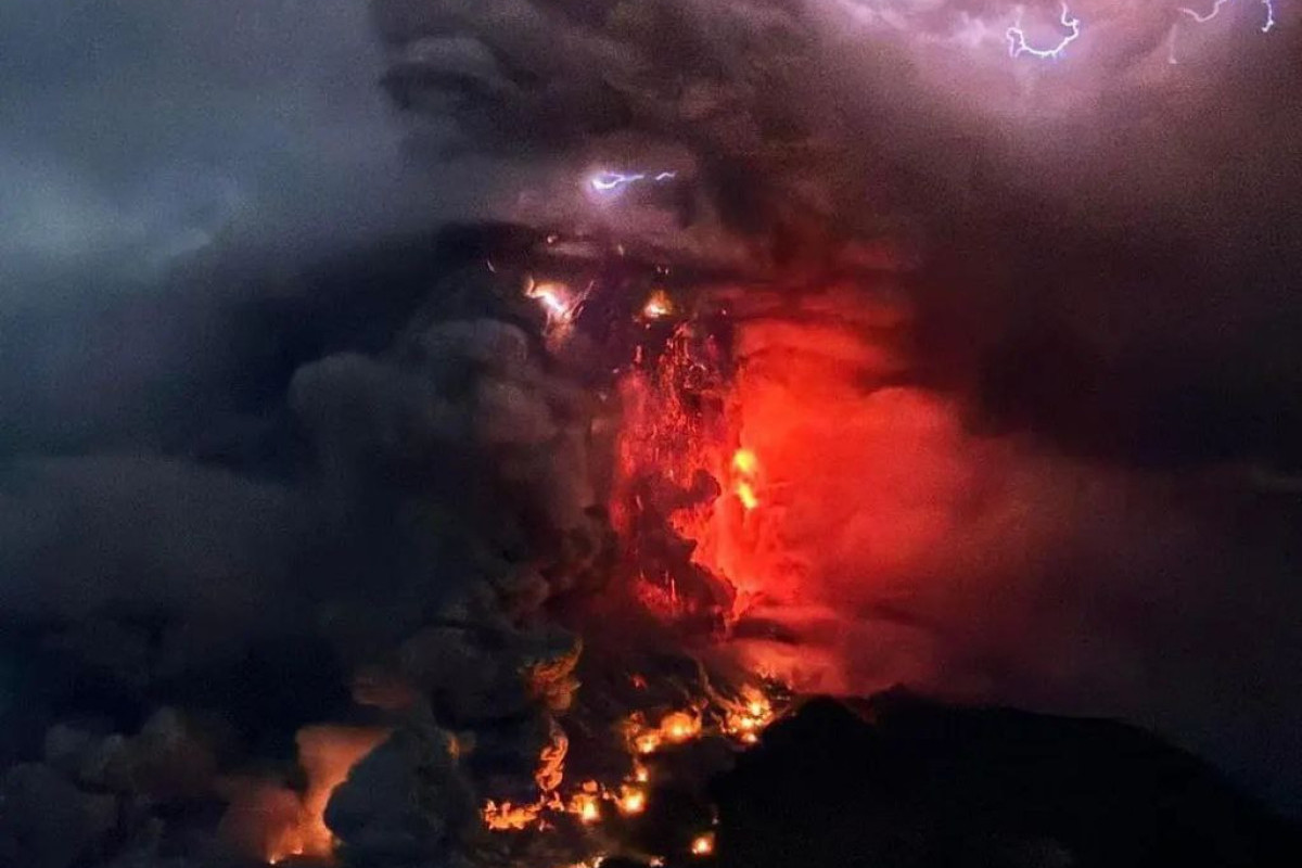 Potret Mengerikan Gunung Ruang Erupsi hingga Kegempaan Sampai 944 Kali dalam Sehari, Waspada Berpotensi Tsunami?