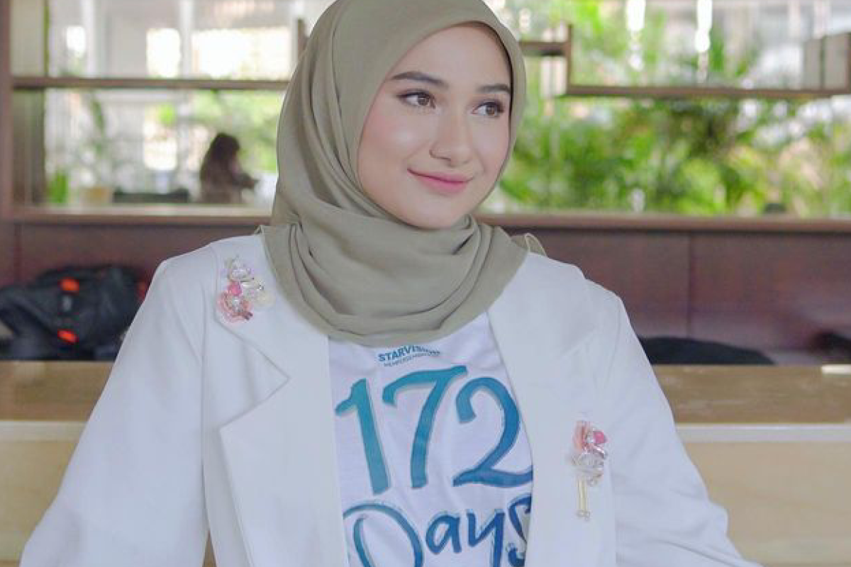 BIODATA Nadzira Shafa Istri Almarhum Ameer Azzikra Sekaligus Penulis Film 172 Days Ternyata Punya Masa Lalu yang Kelam, Lengkap: Umur, Agama dan Akun Instagram