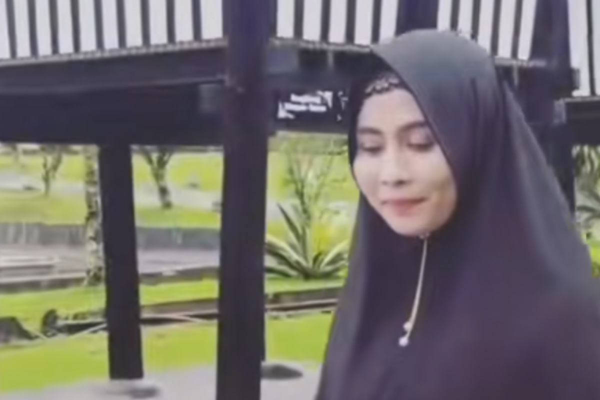 Apa Pekerjaan Dahlia Andayani? Ibunda Naja Hafiz Indonesia yang Meninggal Dunia, Benarkah Bukan Kaleng-Kaleng Profesinya 