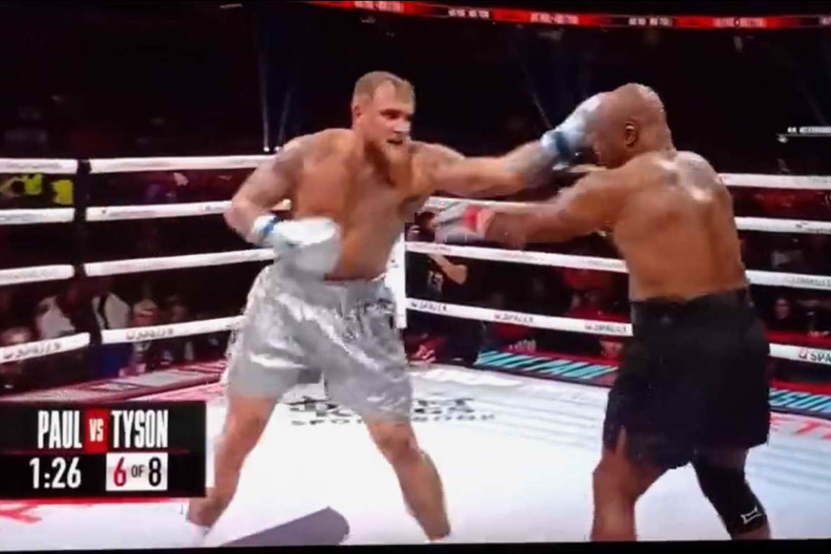 Hasil Duel Mike Tyson vs Jake Paul: Tyson Bertahan hingga Ronde ke-8, Siapa Pemenangnya?