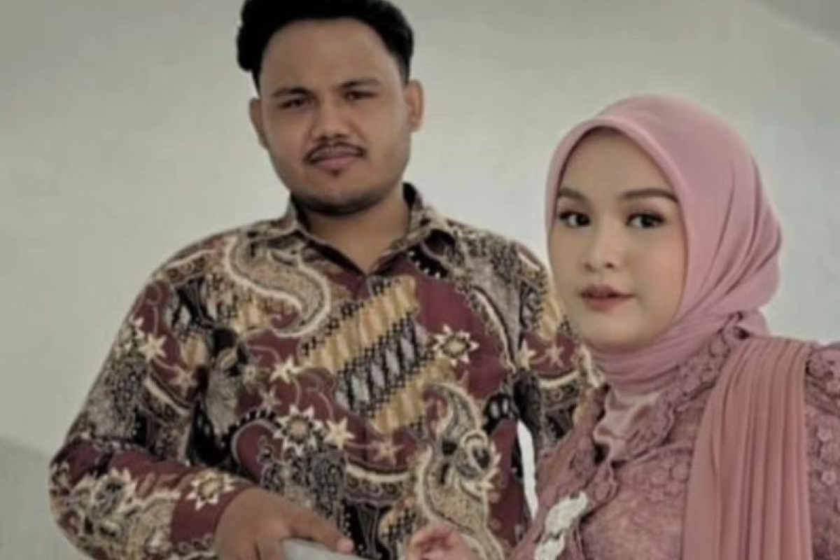 Siapa Dimansyah Laitupa? Sosok yang Resmi Bertunangan dengan Penyanyi Salma Salsabil, Ternyata Profesinya