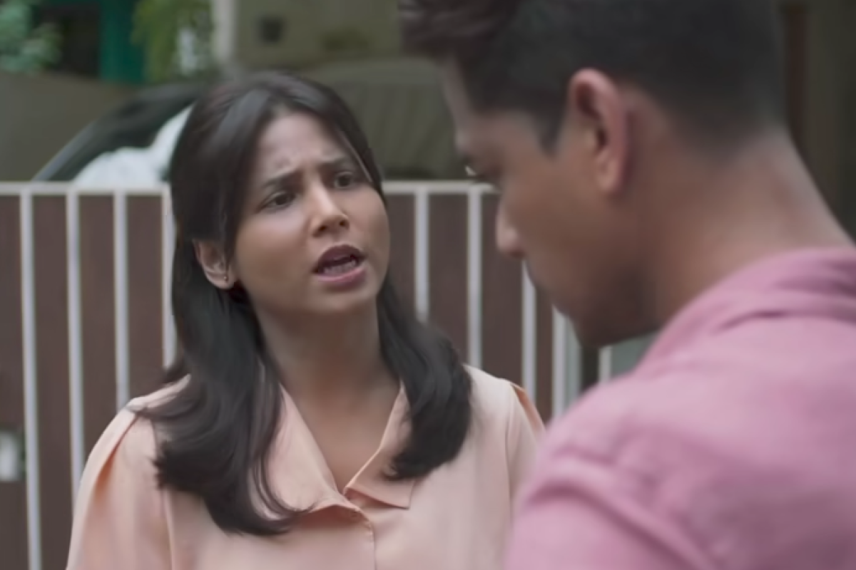 Kelebihan dan Kekurangan Film Home Sweet Loan 2024 yang Dibintangi Yunita Siregar dan Derby Romero: Perjuangan Kaluna yang Dinilai Relate dengan Gen Z