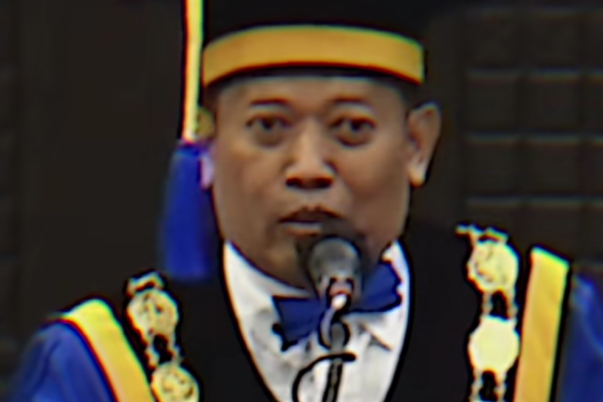 Apa Hubungan Suharmono Rektor UNIP dengan TikToker Danang Giri Sadewa? Benarkah Ayah Dan Anak?  