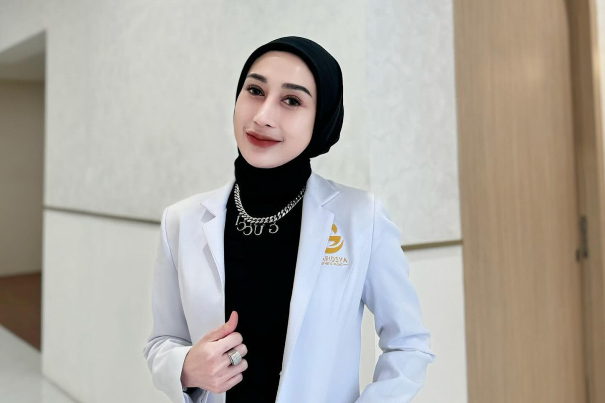 Siapa Karyawan Dokter Reza Gladys yang Kirim PAP Sensual ke Attaubah Mufid, Gagal Jadi Pelakor? Cek Identitasnya