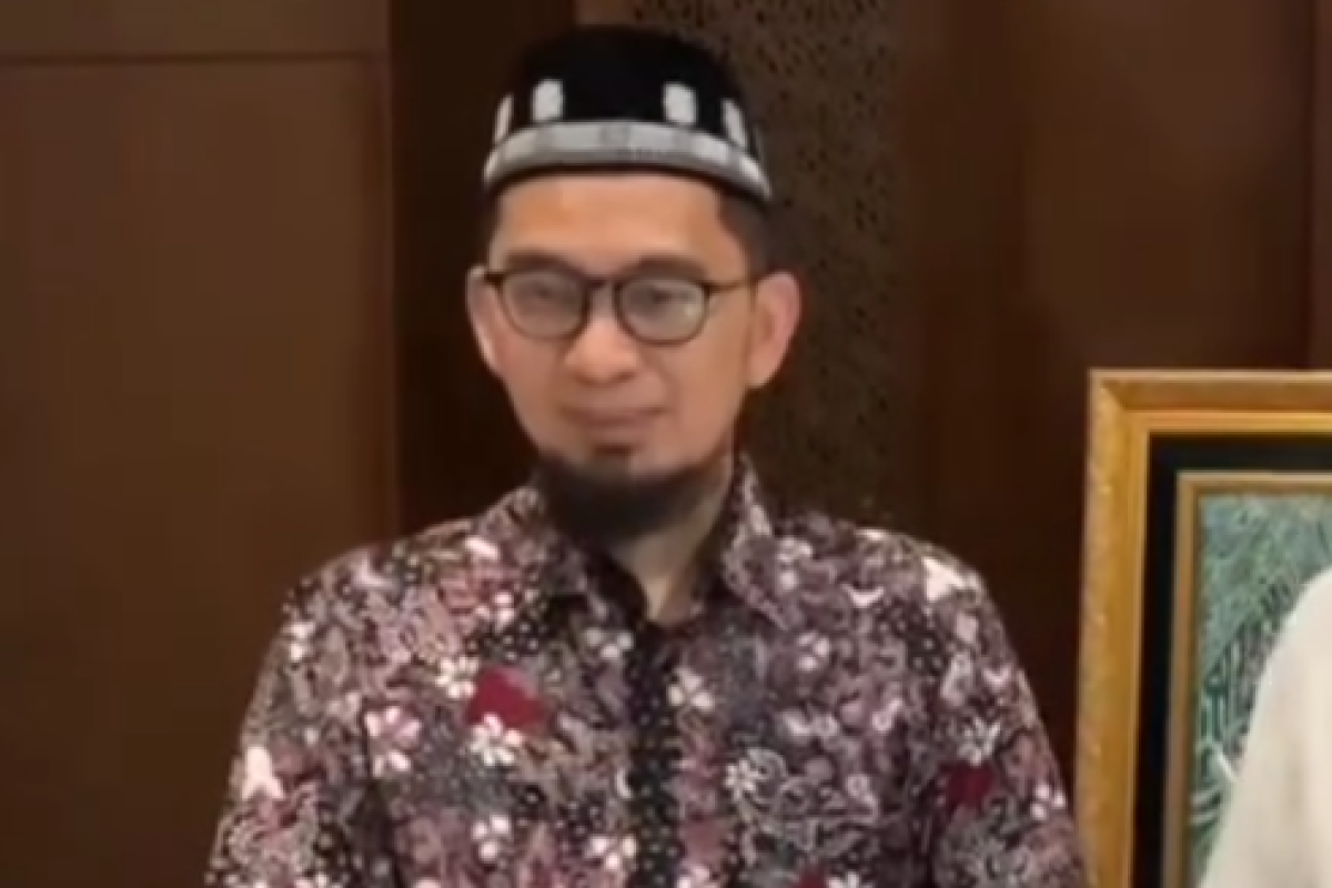 Biodata Tampang Mbak Lir Lengkap dari Umur, Pekerjaan dan Akun IG Istri Ustadz Adi Hidayat Ulama yang Diduga Bakal Gantikan Gus Mifta Sebagai Utusan Khusus Presiden