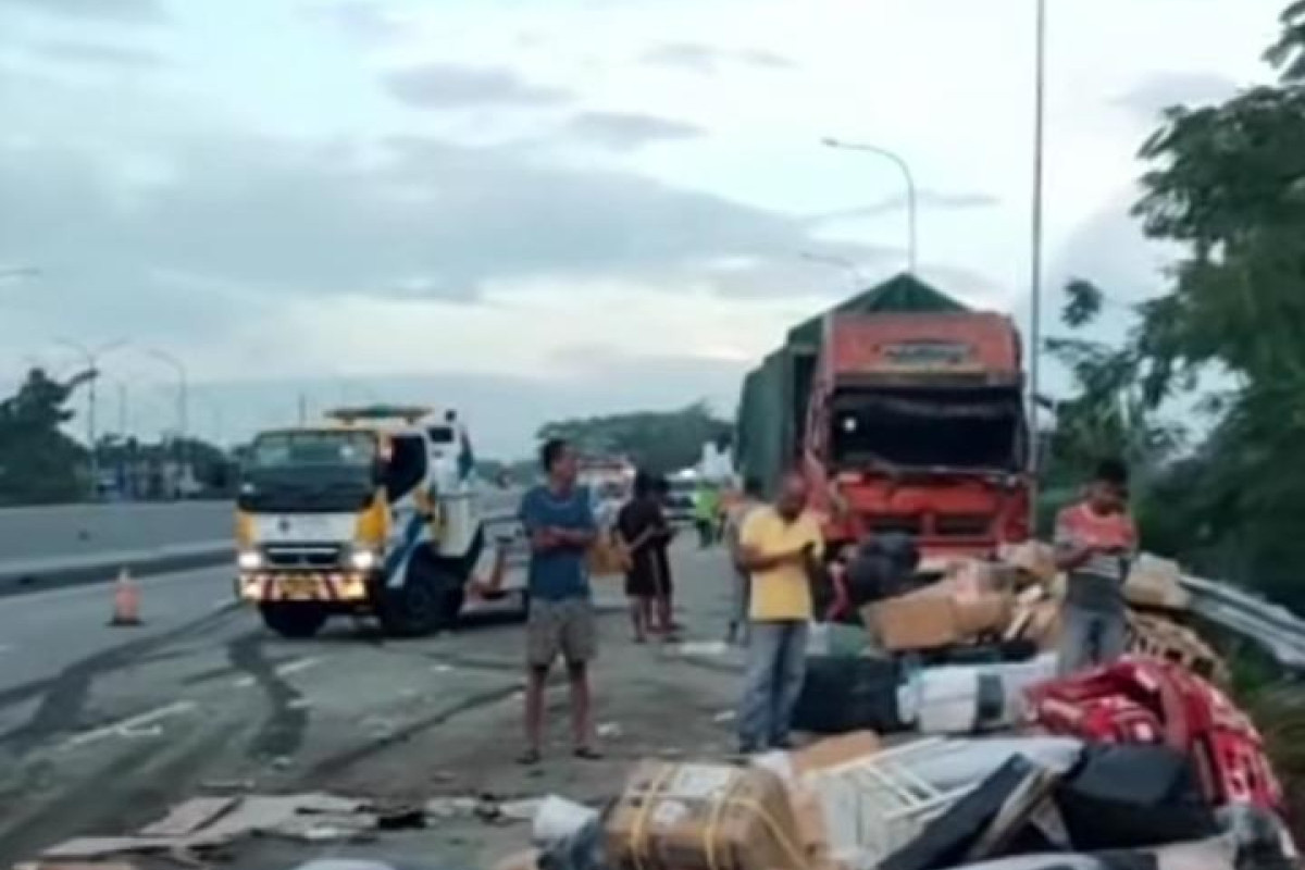 Kronologi Kecelakaan Beruntun Jalan Tol Solo-Semarang Kabupaten ...