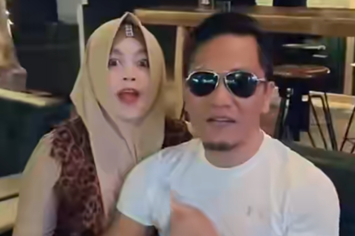 Profil Biodata Dwi Astuti Ningsi Istri Gus Miftah yang Viral Pasca Kena Toyor Kepala di Depan Publik oleh Suaminya, Lengkap dari Umur, Agama dan Akun IG