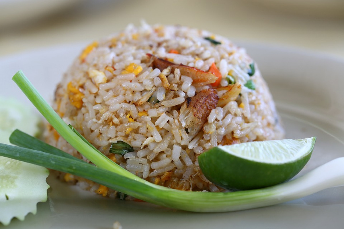Kekmana? Inilah 10 Rekomendasi Tempat Wisata Kuliner Paling Makyus di Medan dari Nasi Goreng Legendaris yang Harganya Awas Bikin Kantong Kempot!
