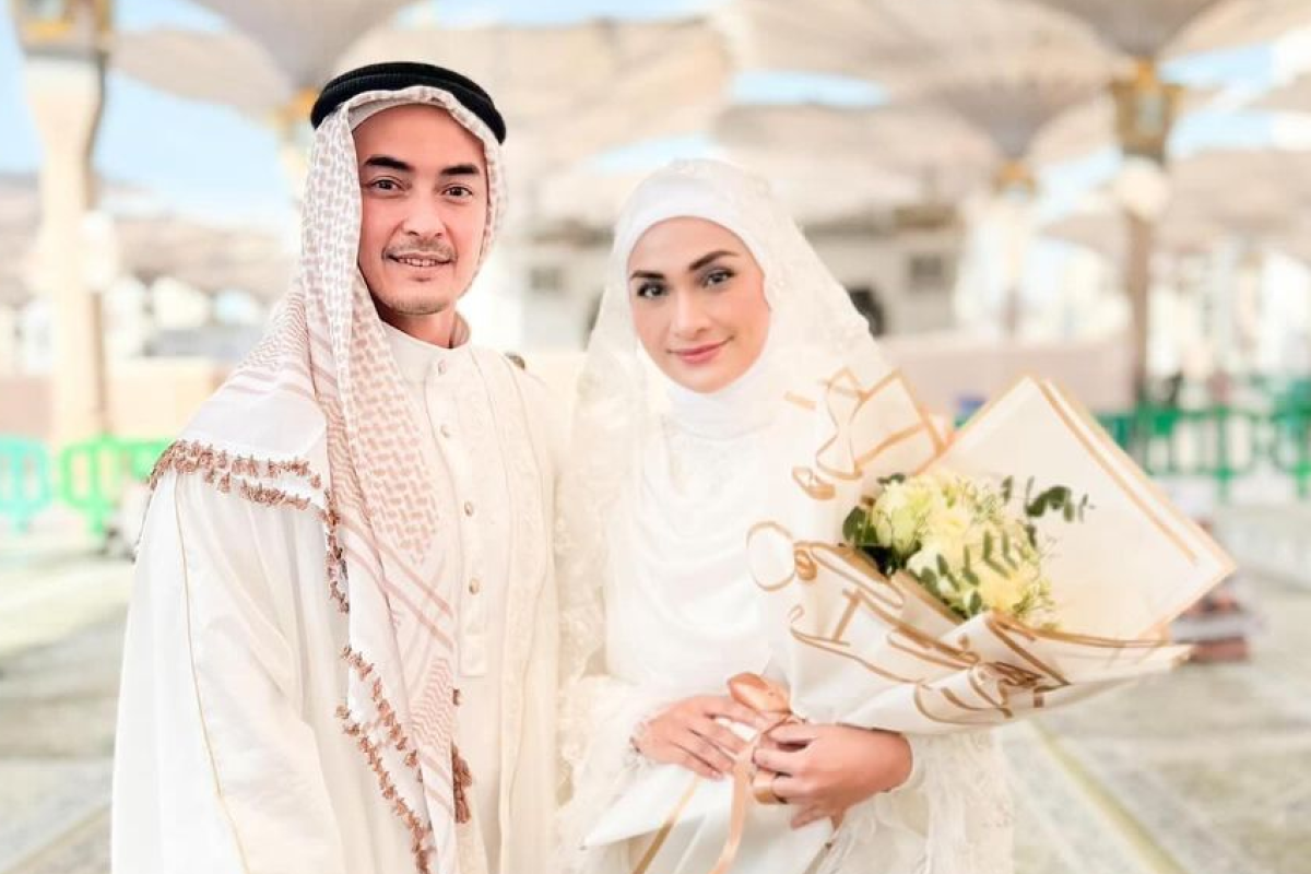 Berapa Maskawin yang Diberikan Zumi Zola untuk Menikahi Putri Zulkifli Hasan di Masjid Nabawi?