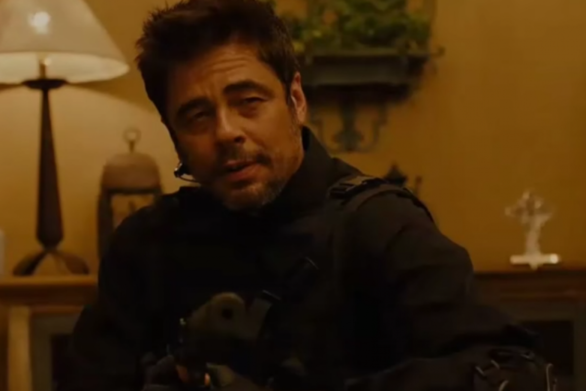 Sinopsis Bioskop Trans TV Sicario (2015) Hari ini 5 Juni 2024 Dibintangi Benicio del Toro dan Emily Blunt: Operasi Berbahaya Melawan Kartel Narkoba Lengkap dengan Link