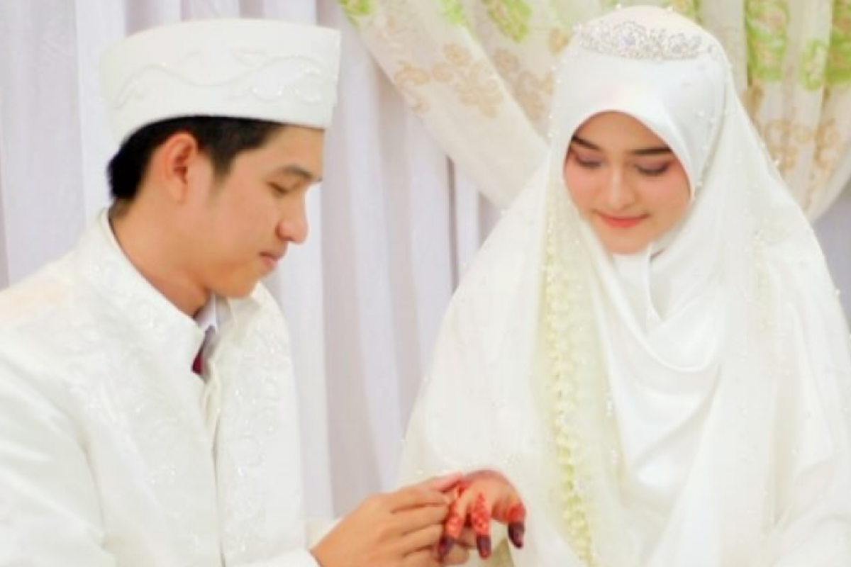 Yunda Faisyah Anak Siapa? Inilah Biodata Istri Ustadz Dennis Lim yang Umumkan Kehamilan Usai Penantian 5 Tahun Pernikahan, Awas Bukan Orang Sembarangan!