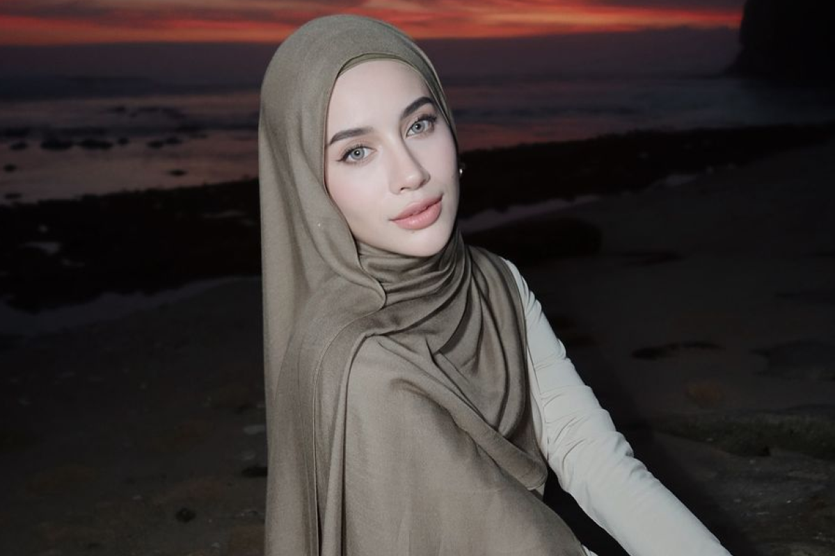 Profil Biodata Emy Aghnia Punjabi Selebgram yang Minta Maaf Usai Buat Konten TikTok Rezeki Lancar Anak Disiksa, Lengkap dari Umur, Agama dan Akun Instagram