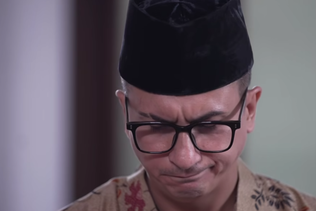 Di Antara Dua Cinta Episode 321 Hari ini 27 Juli 2024 di SCTV: Romy Memeberikan Bukti Perselingkuhan Wulan di Depan Hakim