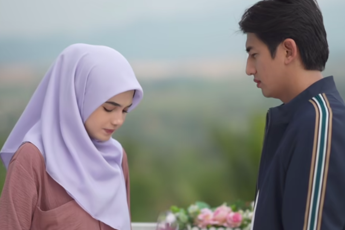 30 Program Acara dengan Rating TV Terbaik Hari ini 24 Oktober 2024: Terbelenggu Rindu Nyender Diposisi 7 Tak Mampu jadi Saingan Saleha dan Luka Cinta 