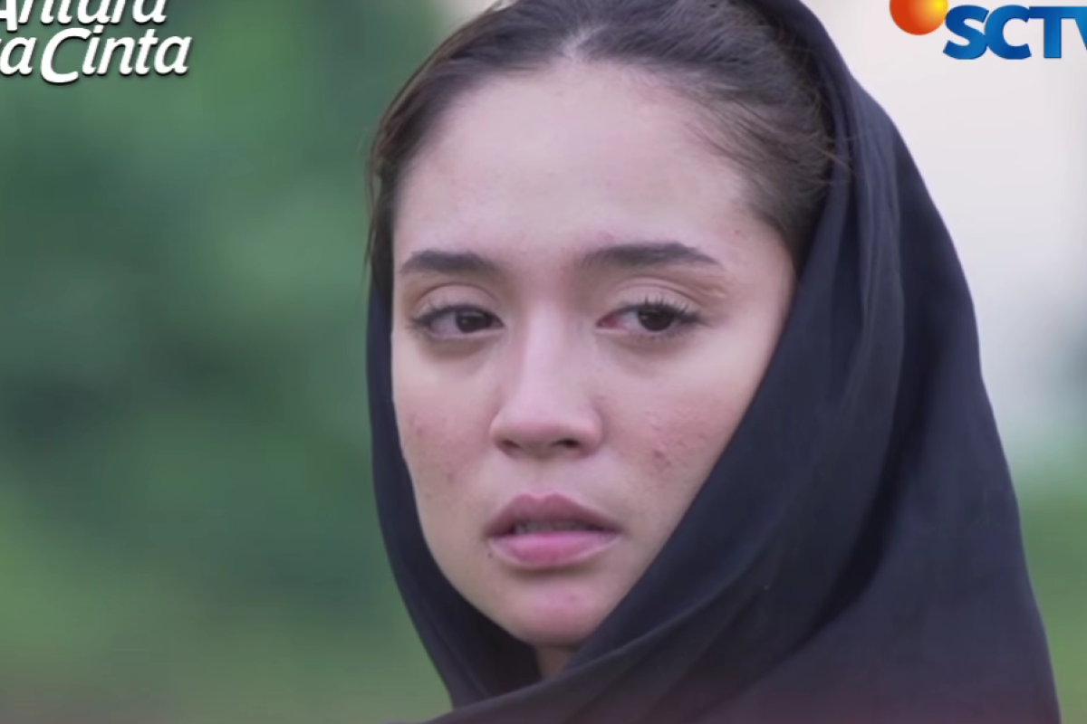 Di Antara Dua Cinta Episode 244 Hari ini 14 Mei 2024 Tidak Tayang di SCTV: Wulan dan Dania Kompak Minta Cerai pada Romy