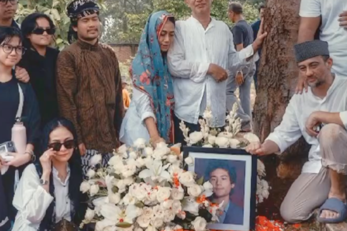 Apa Penyebab Meninggalnya Loannis Ilham Papadimitrio? Putra Sulung Sutradara Nia Dinata yang Menghembuskan Nafas Terakhir di Usia 28 Tahun pada 11 Oktober 2024