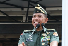 Jenderal Agus Subiyanto Benar Atau Tidak Adik Dari Prabowo Subianto? Inilah Biodata Lengkap Panglima TNI Yang Baru saja Dilantik dari Umur, Istri Hingga Anak