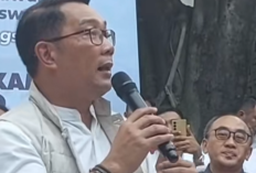 MIRIS! Ridwan Kamil Disoraki Jemaah 'Turun' Usai Hadir di Haul Mbah Priok