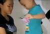 2 Video Viral Ibu dan Anak Baju Biru Asli Full 7 Menita No Sensor di Telegram dan Mediafire, Biodata Sang Bocil Mulai Terungkap!